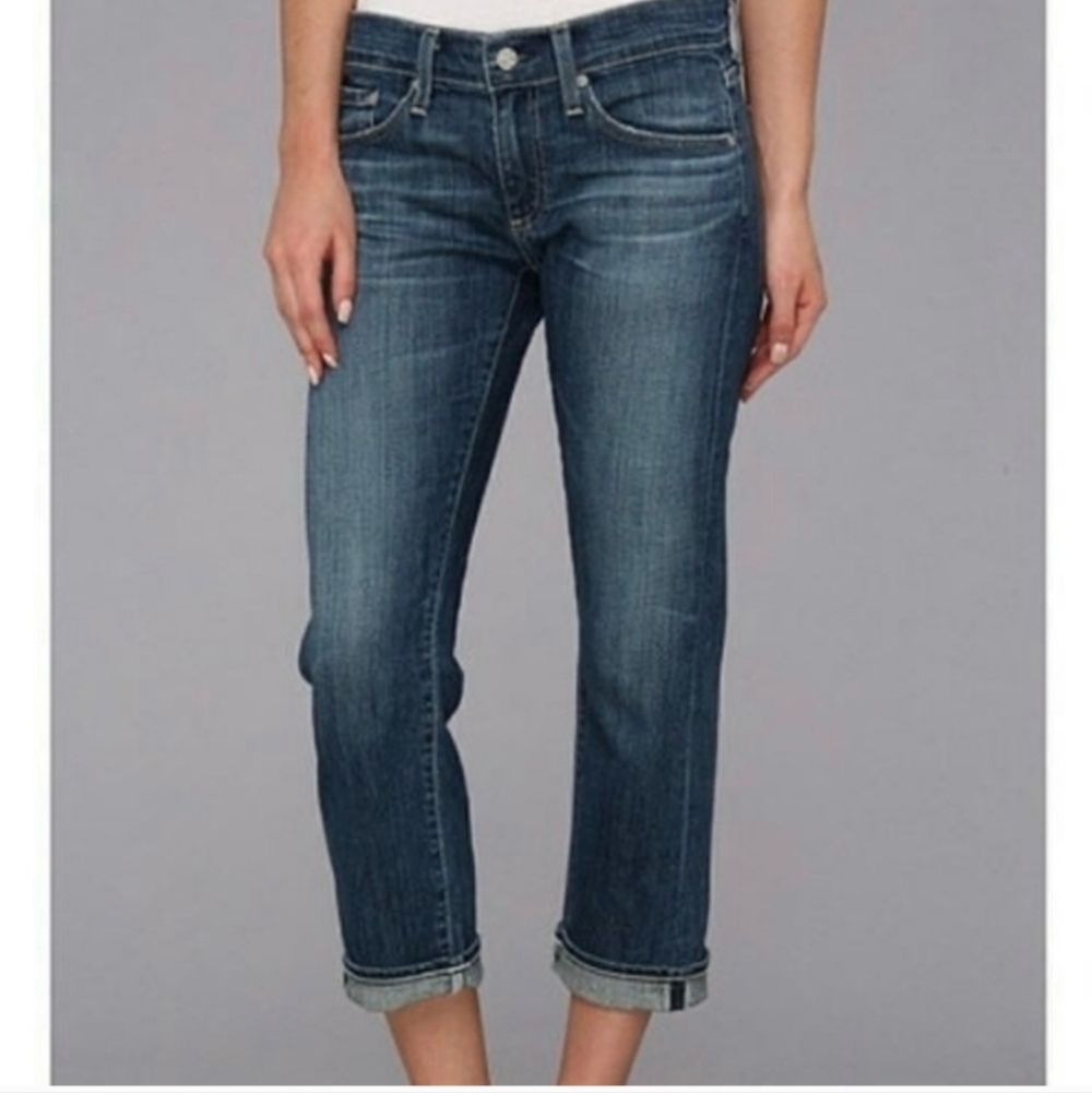 AG Adriano Goldschmied jeans in the Tomboy Crop Size 27